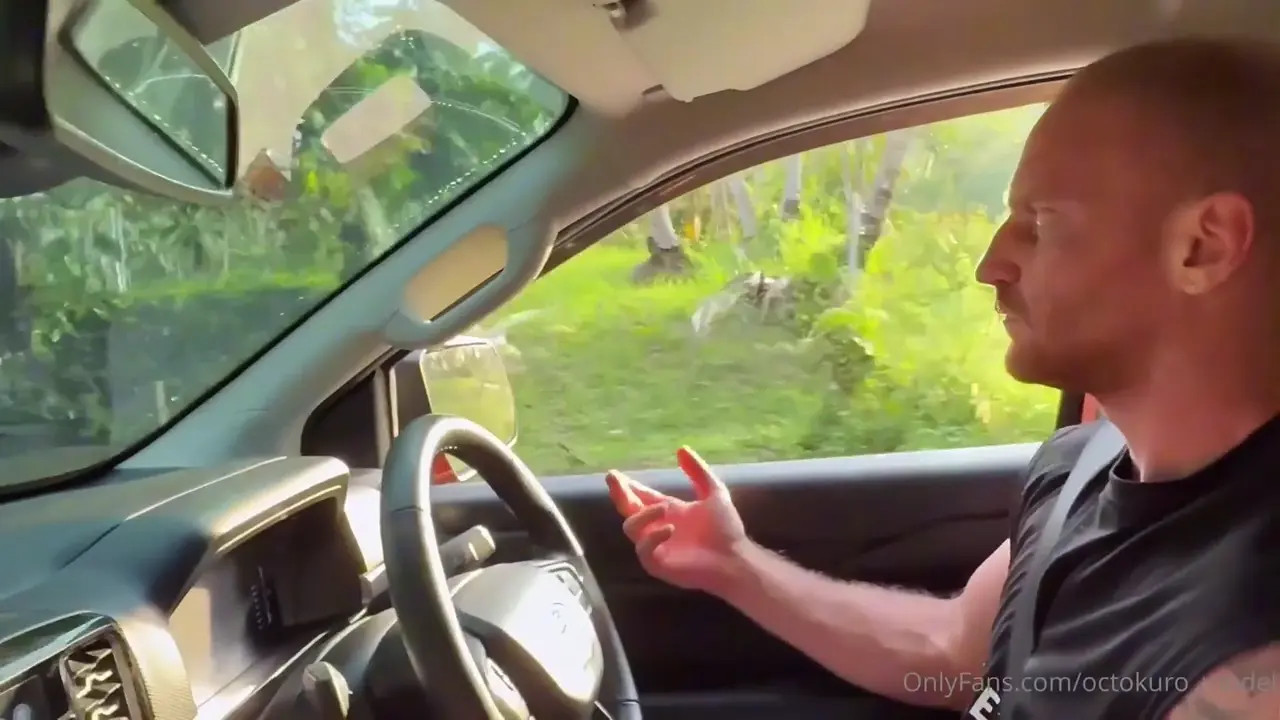 Octokuro Gets Taken Rough By A Tattooed Stud - ePornLeak