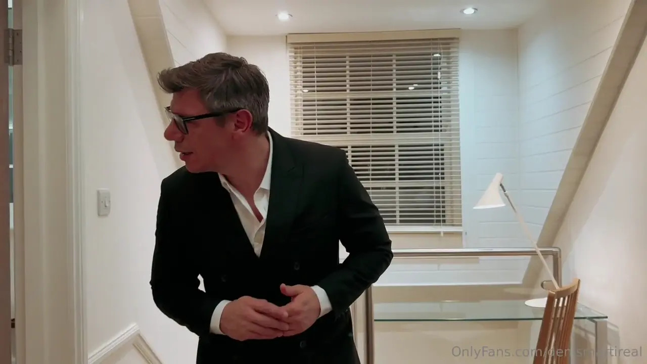 Yasmina Khan Eats And Rides A BWC - ePornLeak