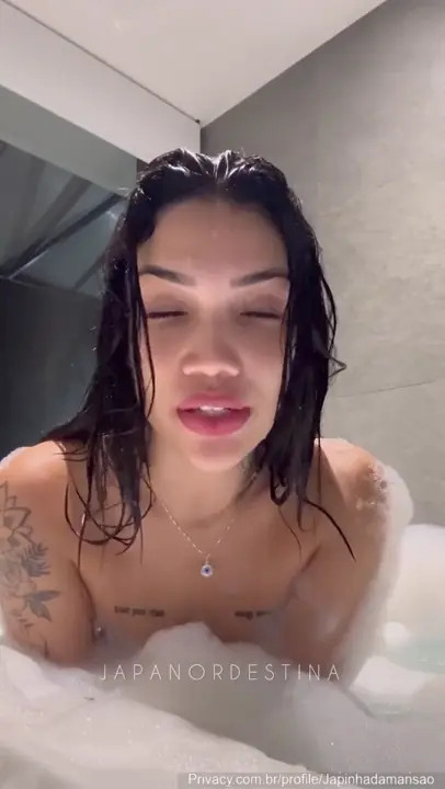 Japa Nordestina Solo Play In The Bathtub - ePornLeak