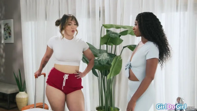 MochaXXXMenage & TomieBabyDoll's Massage Turns Into Lesbian Fun