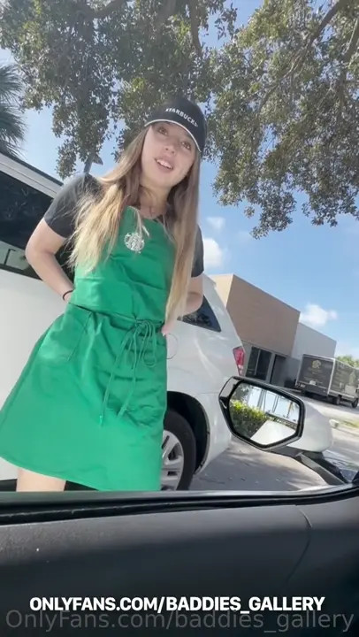 Starbucks Girl Izzy Swallows Blows A BBC - ePornLeak
