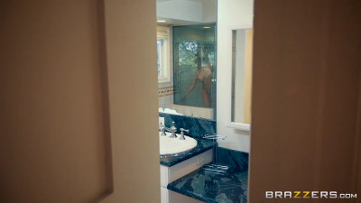 Stepson Wants To Fuck Brandi Love's Pussy