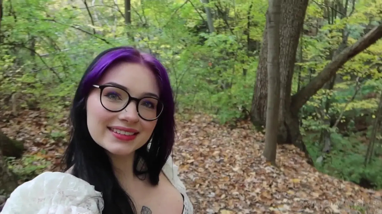 Naomi Hughes Gets Fucked By Ghostface In The Forest - ePornLeak