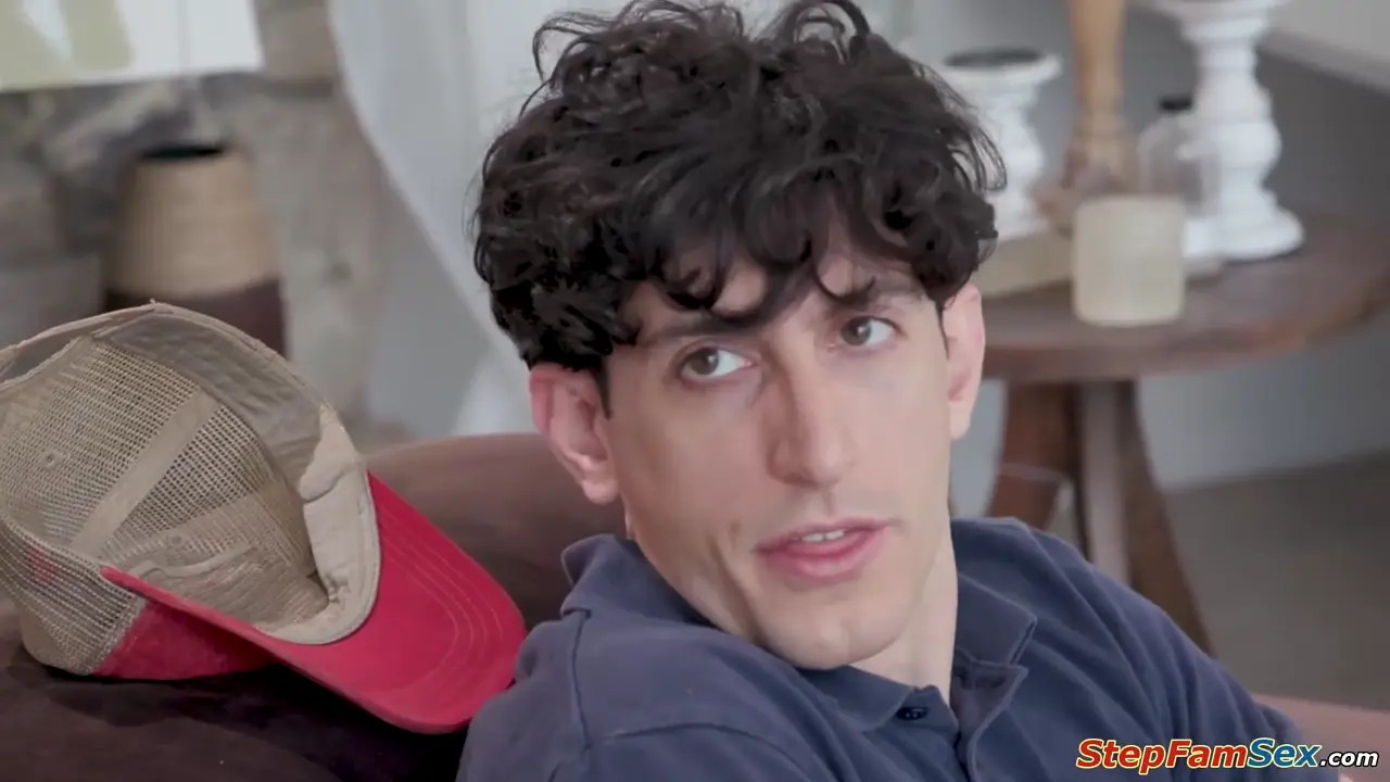 Lauren Phillips Fucks Her Horny Stepson - ePornLeak