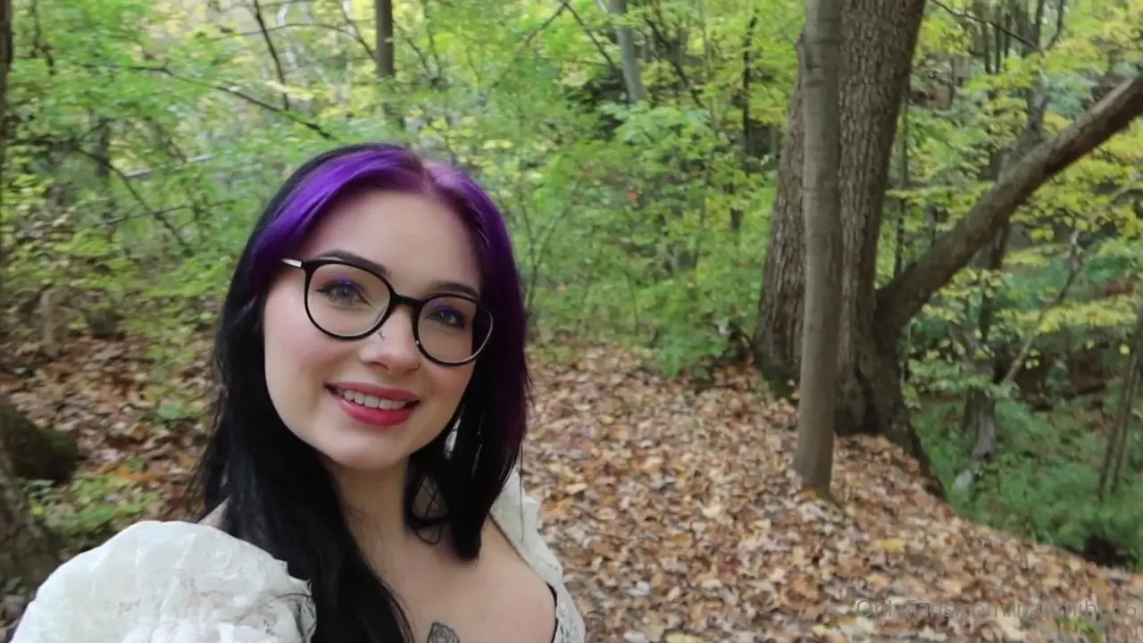 Naomihh666 Gets Pounded By Ghostface In The Forest - ePornLeak