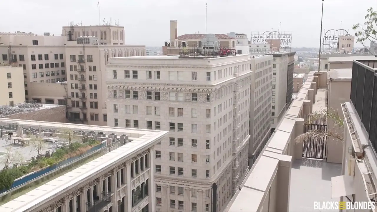 Julia James Wants To Be Filled By A BBC - ePornLeak