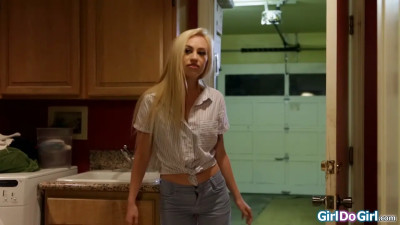 Ivy Jones & Lyra Law's Lesbian Sex