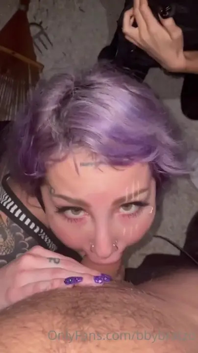 Zoeyyluna & Valerica Steele Show Their BJ Skills - ePornLeak