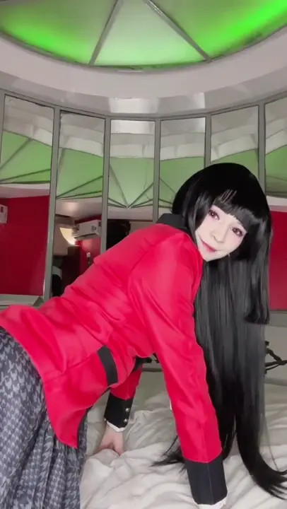 Belhino Stripteases In A Yumeko Jabami Cosplay - ePornLeak