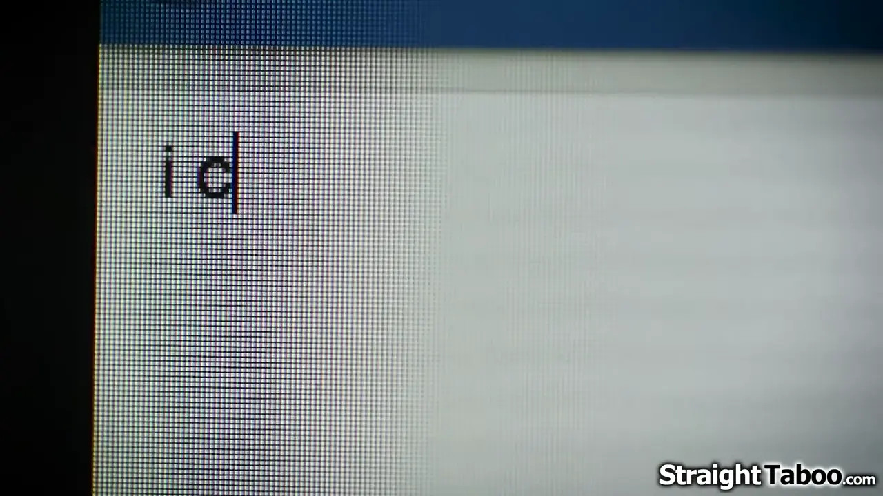 Leah Gotti's Stepdad Wants To Fuck Her - ePornLeak