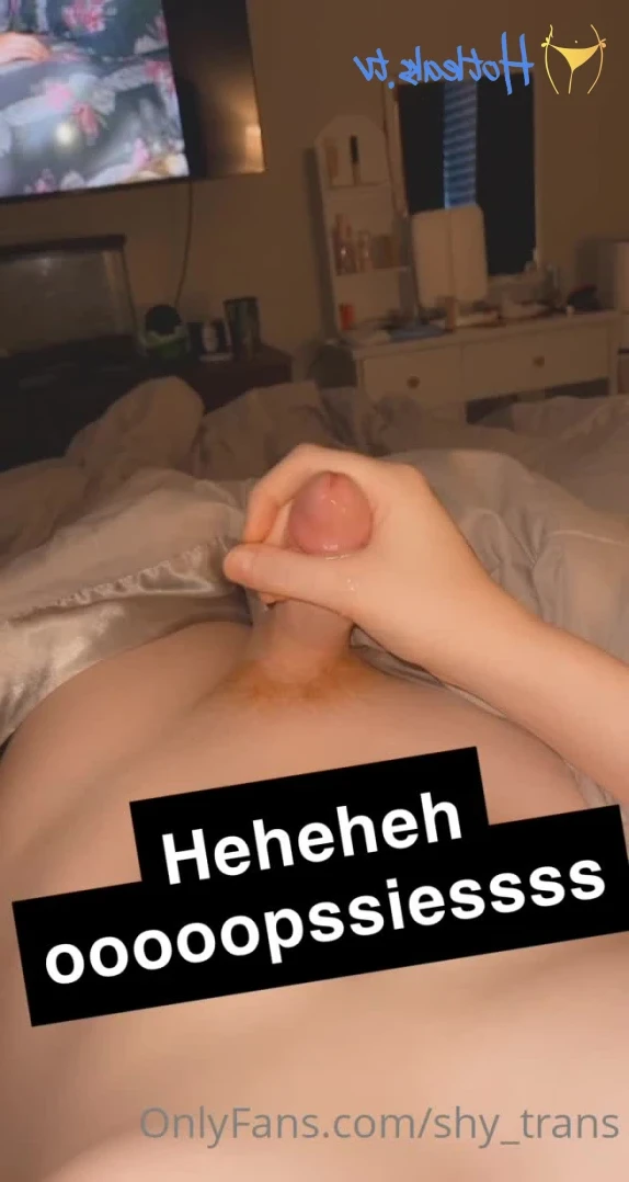 Sarah [ shy_trans ] - Lo dejé bien preñadito - ePornLeak