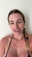 JessieAndJackson's Blowjob Ends With A Facial