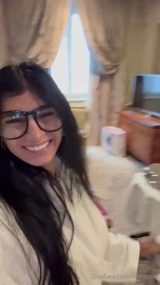 Mia Khalifa 40min Morning Chat Video Leaked - ePornLeak