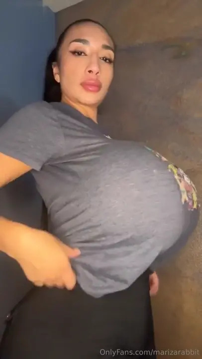 Mariza Lamb Teases With Her Huge Boobs - ePornLeak