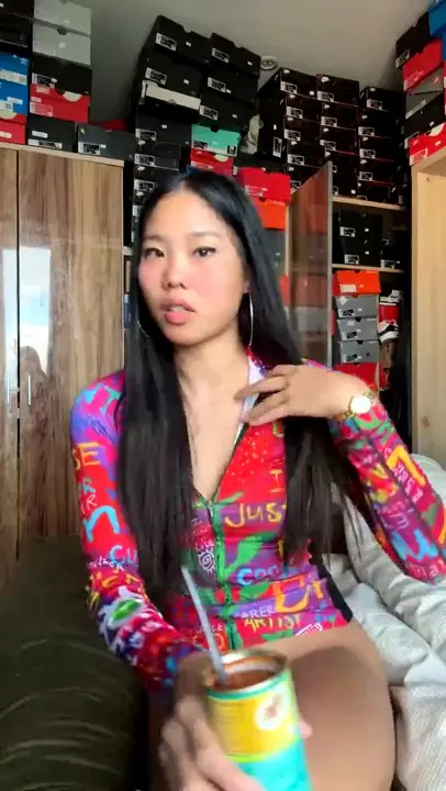 MichelleFromChina18Yes Gets Railed By Old Man's Cock Live - ePornLeak