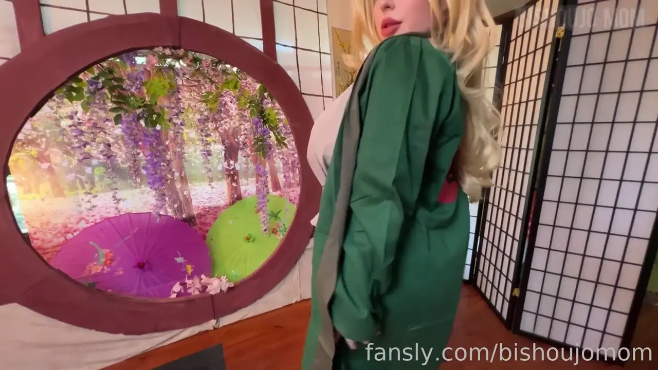 Juliette Michele Blows A Dildo As Tsunade - ePornLeak