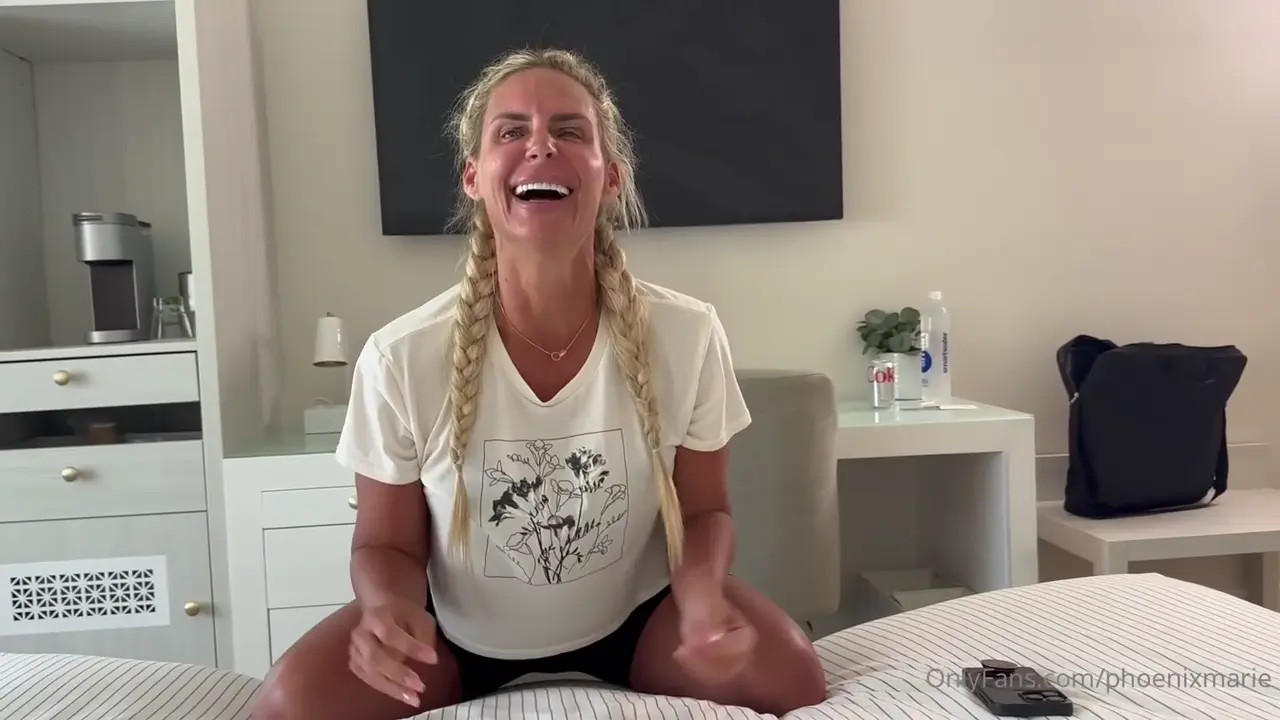 Phoenix Marie Gets Pounded By Manuel Ferrara - ePornLeak