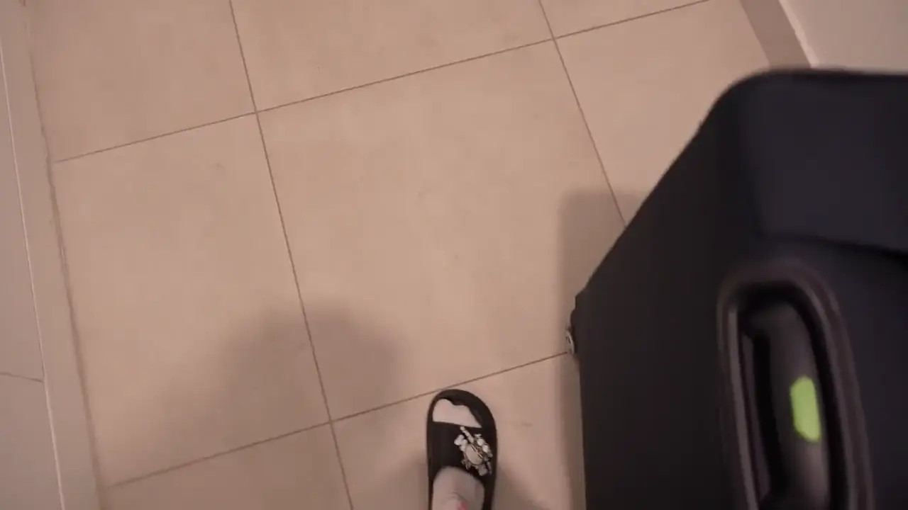 Nika Legran Gets Creampied On Vacation - ePornLeak