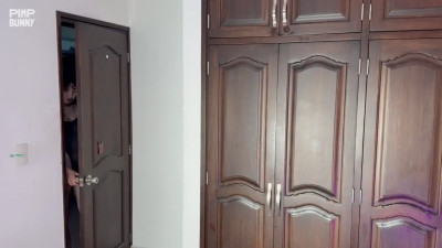 Michelle Star Bounces On A Torso Dildo