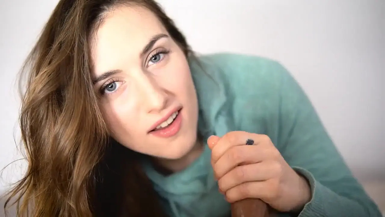 PiperBlush Deep Eye Contact Blowjob - ePornLeak