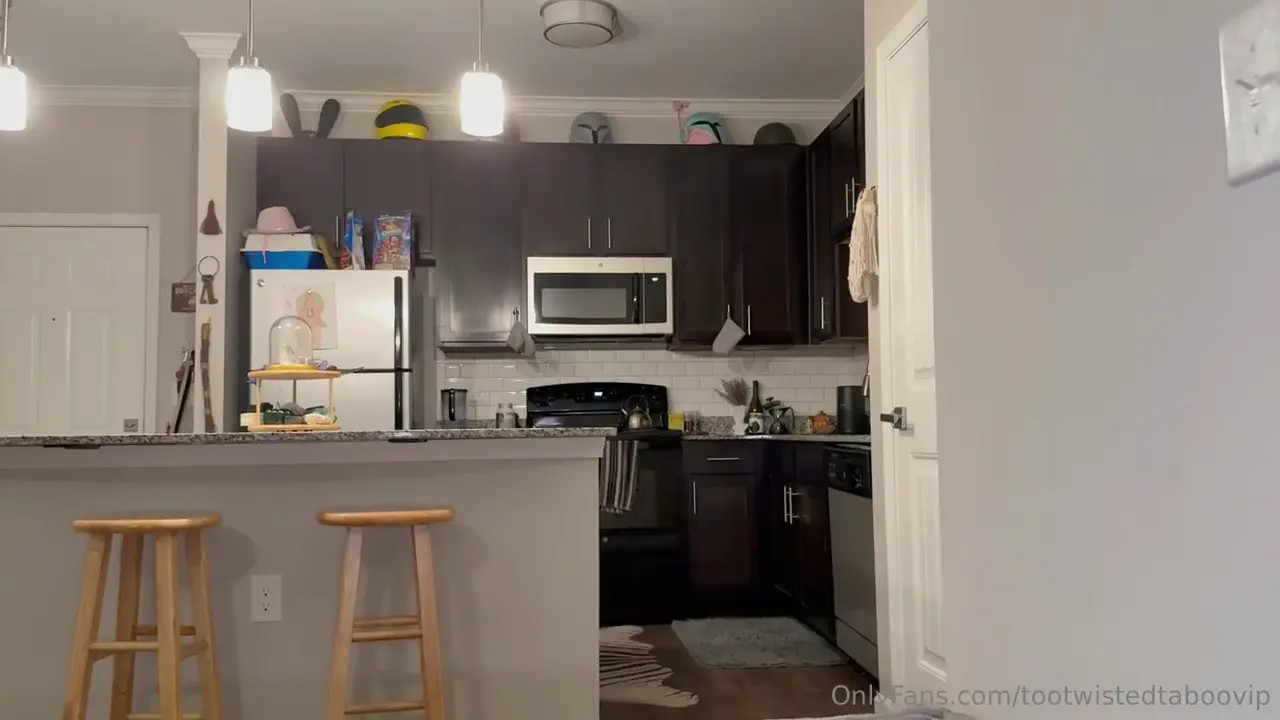 Too Twisted Taboo Gets Boned Hard While On The Phone - ePornLeak