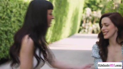 Charlie Valentine & Vauntastic Pussy-Eating