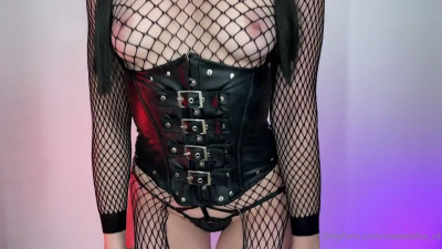SweetieFox In Costume Anal Pounded