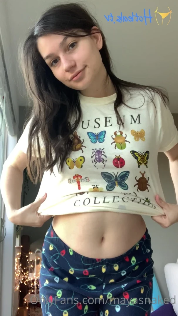 maya 🍓 [ mayasnaked ] - love a hot shower, it raises my energy level🤩🚿 - ePornLeak