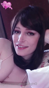 TS Lucia Maya [ luciamaya ] - Do these shorts show off TOO much of my ass?