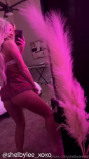 Shelbylee Xoxo Shows Us Her Boobs