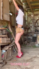 Elia Soumise Anal