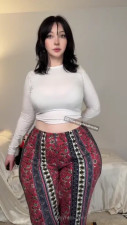 Low Keydeadinside Showing Her Naked Body