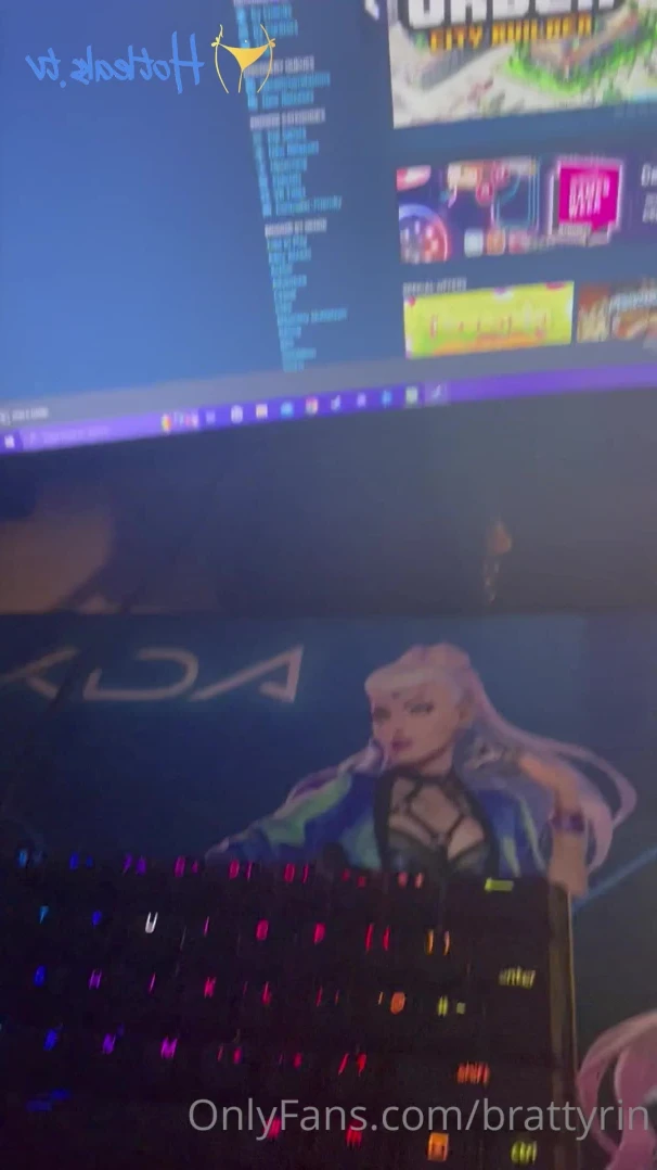 slay 🗡 [ slayhil ] - Should I bend over... ? - ePornLeak