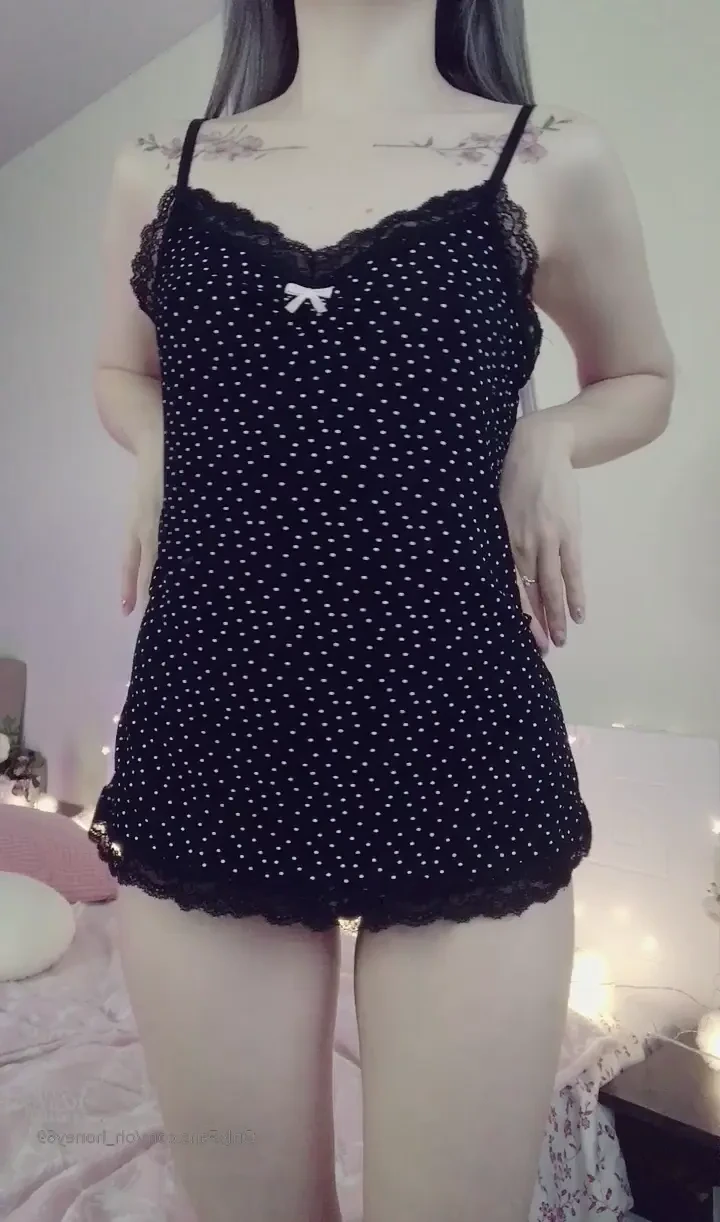 🎀princesa🎀 [ princesa69_official ] - Ti piacciono i miei piedi di profilo - ePornLeak