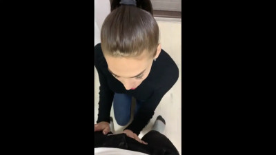 Fifigirl9 Blowjob With A Teen