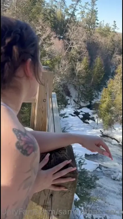 Samanthas Secretxo Outdoor Blowjob - ePornLeak