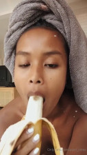 Putri Tape Sucks Off A Banana