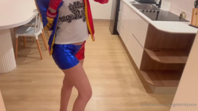Angel Emily Cosplays Harley Quinn