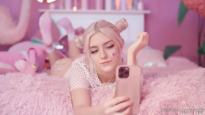 Pink Slut Eva Elfie Lives For Sucking And Riding Cock