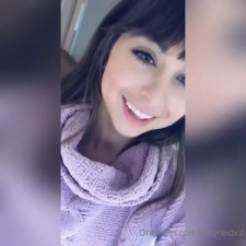 Riley Reid Convinces The Cable Guy To Fuck Her Pussy
