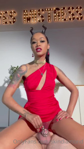 NextDoorVixen - You're never fully dressed without ...
