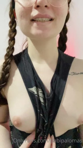 venus [ venus_skyy ] - Big boobs, big dreams.