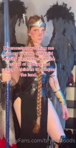 Brynn Woods [ brynnwoods ] - Video from this dildo riding coming out tonight