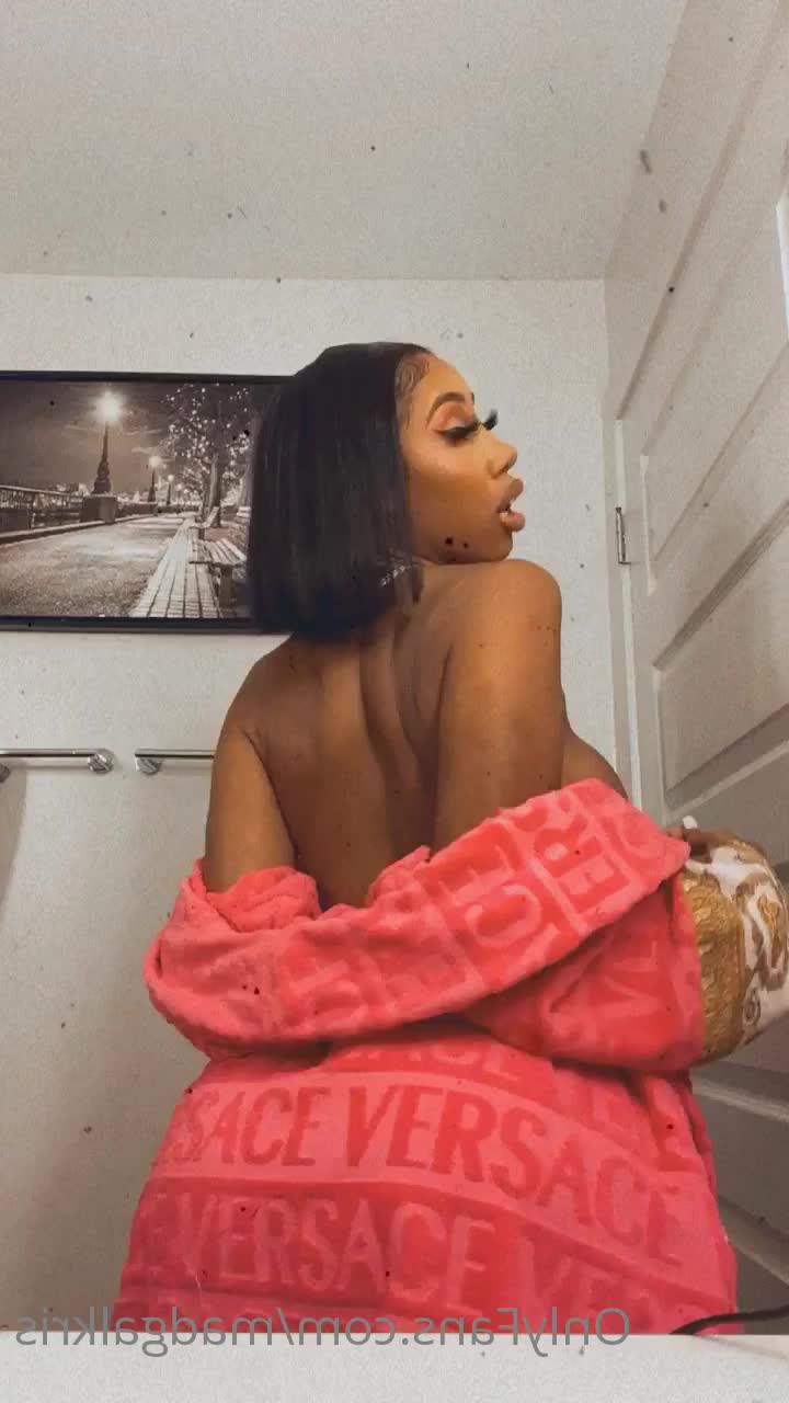 Miss Zelda [ pantieprincess23 ] - So what are yall up to this afternoon? - ePornLeak