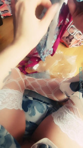 Hotwife631 - To tight skirt Funnel 3