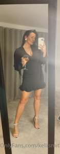 Ivanka Peach [ ivankapeach ] - Who wanna be my bf and take me for dinner tonight?