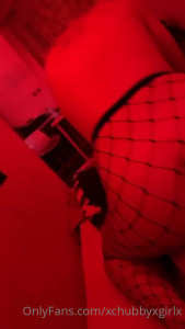 menfeetlover - a wet pussy is a happy pussy :’) glistening from a cute lil squirt