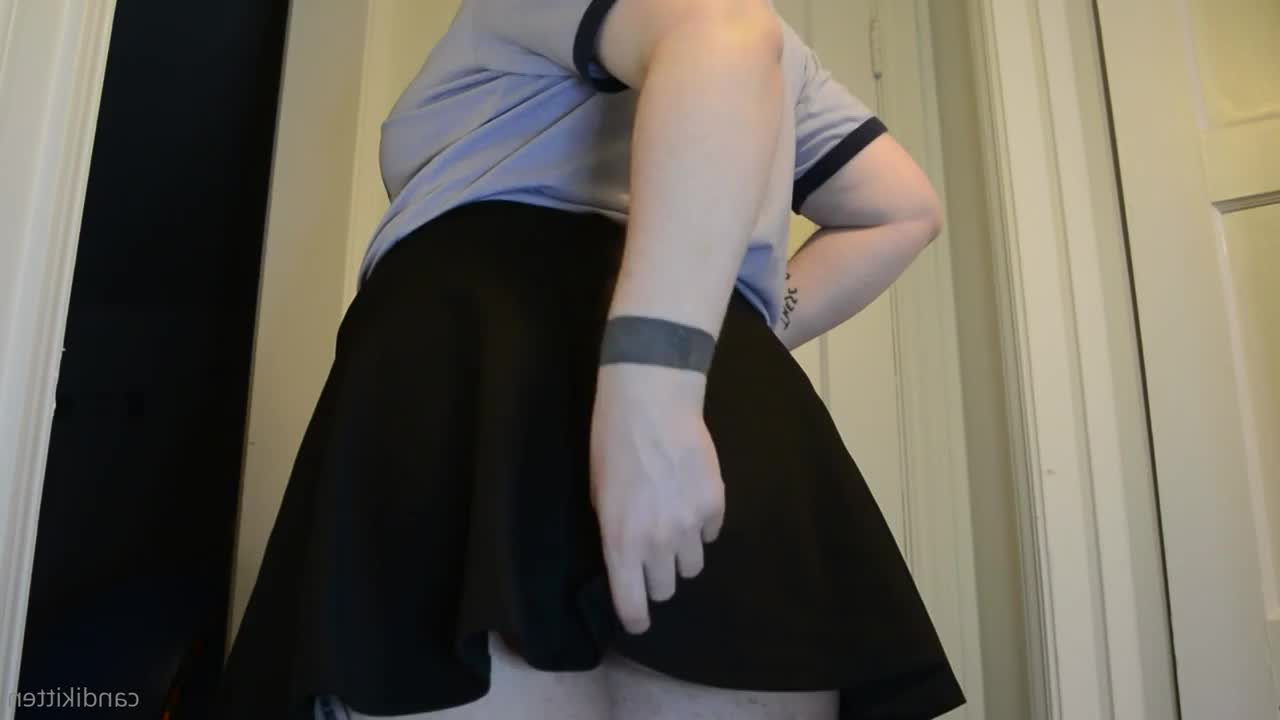 Durden [ tyler_durden_ ] - Fuck I’m so horny... wish I had a cock to ride - ePornLeak