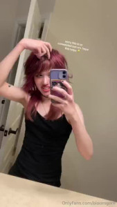 HoneyDrea ^^ [ honeydrea ] - I bought those red stars and I love them   What do you think