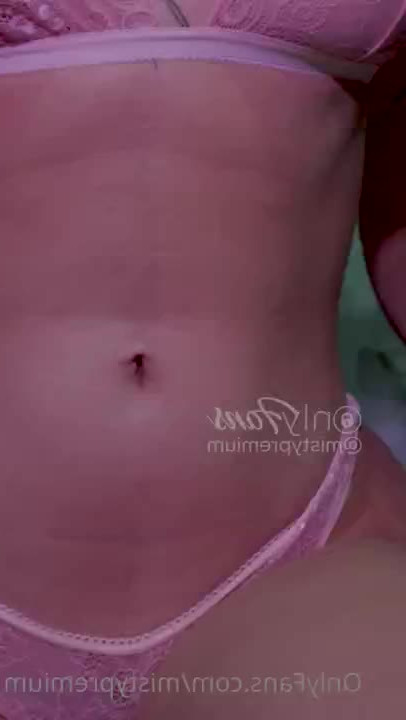 Federica Pacela 💕 Didi [ federicapacela ] - Warm weather   doing the dishes in my panties - ePornLeak